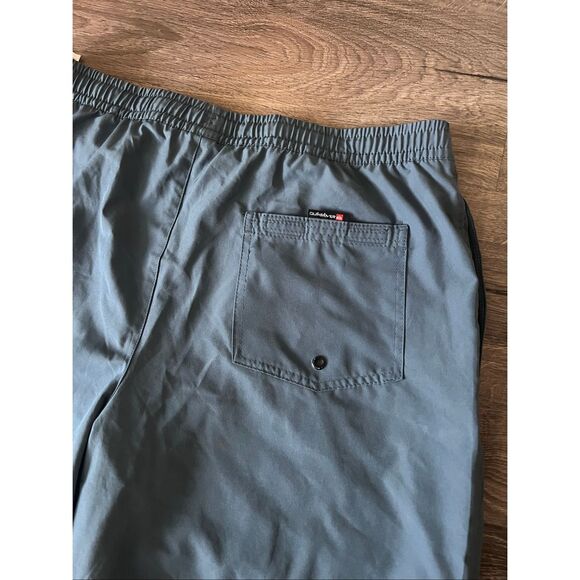 Quiksilver Men's Swimwear Swimming Shorts Drawstring Size XL Blue - Picture 6 of 6